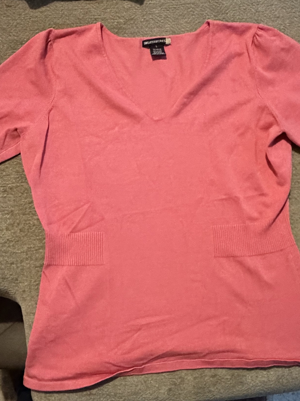 Sweaterworks Coral Pink V-Neck Short Sleeve Sweater Large